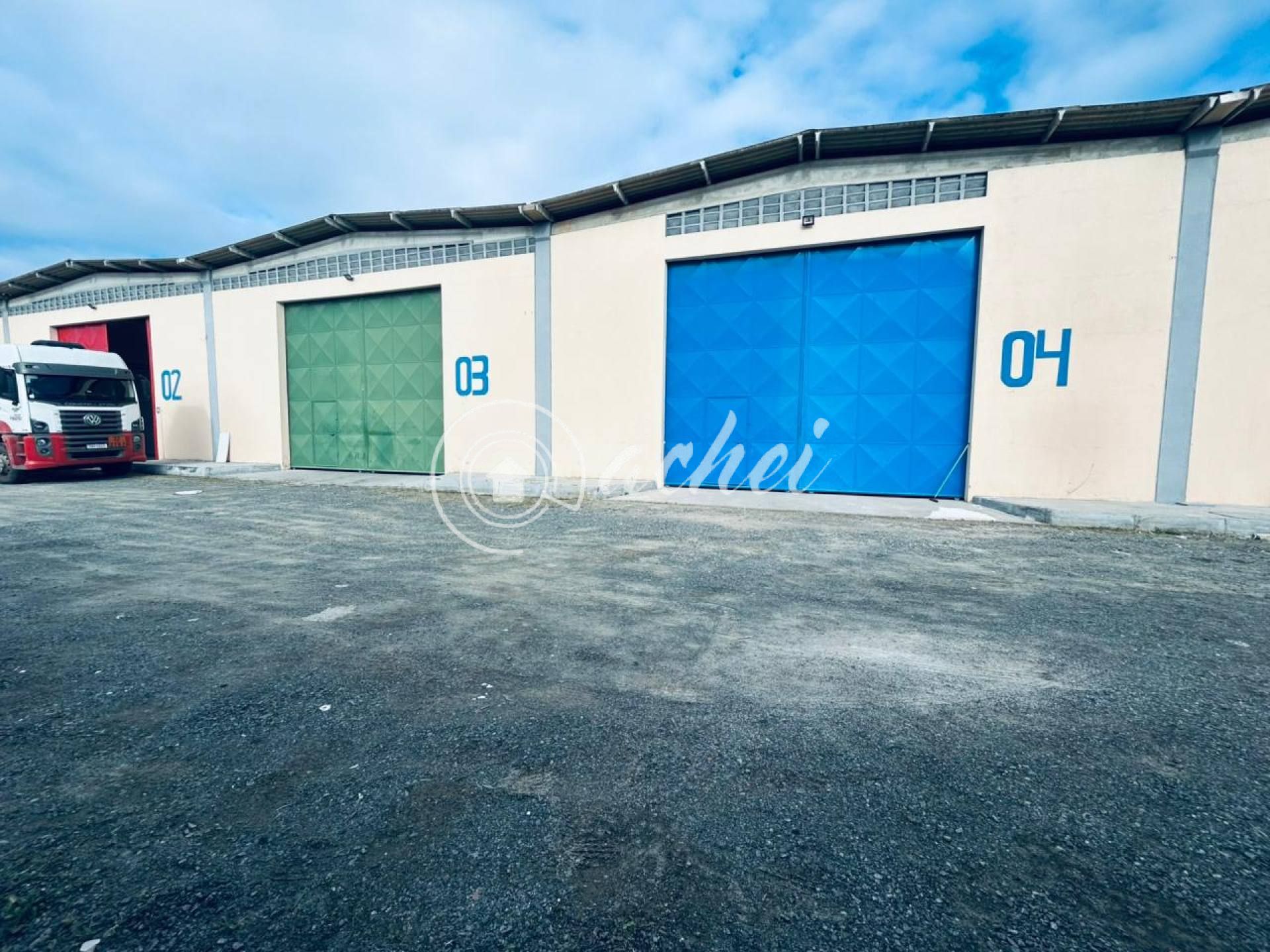 GALPÕES DE 380m² EM ABRANTES