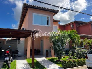 Casa de Condomínio 4/4 nascente à venda na Av. Luiz Tarquínio