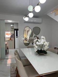 Casa de Condomínio 4/4 nascente à venda na Av. Luiz Tarquínio