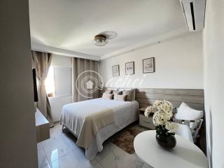 Casa de Condomínio 4/4 nascente à venda na Av. Luiz Tarquínio