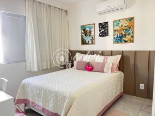 Casa de Condomínio 4/4 nascente à venda na Av. Luiz Tarquínio