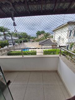 Casa 4/4 nascente à venda no Condomínio Portão do Sol - Buraquinho