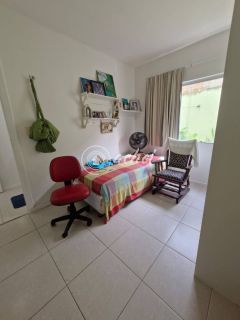 Casa 4/4 nascente à venda no Condomínio Portão do Sol - Buraquinho