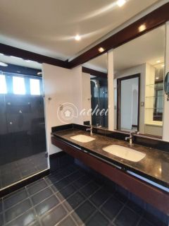 Casa em Alameda 4/4 em Vilas do Atlântico