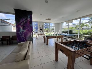 Apartamento 2/4 DECORADO em Buraquinho com vista mar