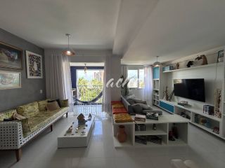 Apartamento 2/4 DECORADO em Buraquinho com vista mar