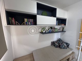 Apartamento 2/4 DECORADO em Buraquinho com vista mar