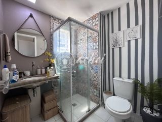 Apartamento 2/4 DECORADO em Buraquinho com vista mar
