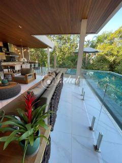 Luxuosa casa à venda em Alphaville 1 Salvador