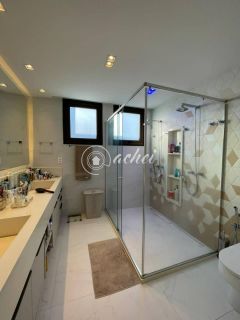 Luxuosa casa à venda em Alphaville 1 Salvador