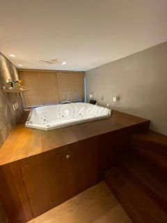 Luxuosa casa à venda em Alphaville 1 Salvador