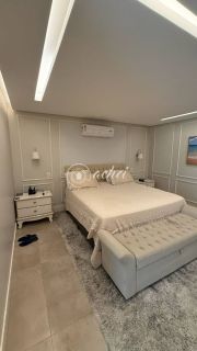 Luxuosa casa com 4 suítes em Alphaville II