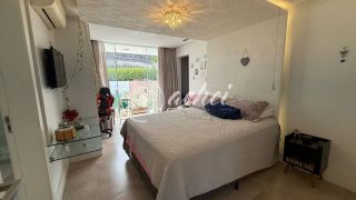 Luxuosa casa com 4 suítes em Alphaville II