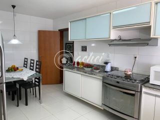 Casa ampla 4 suítes em Alphaville II