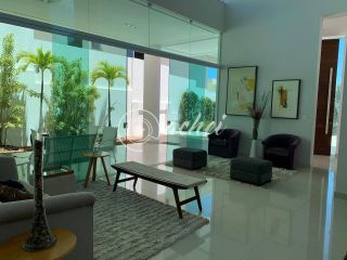 Casa ampla 4 suítes em Alphaville II