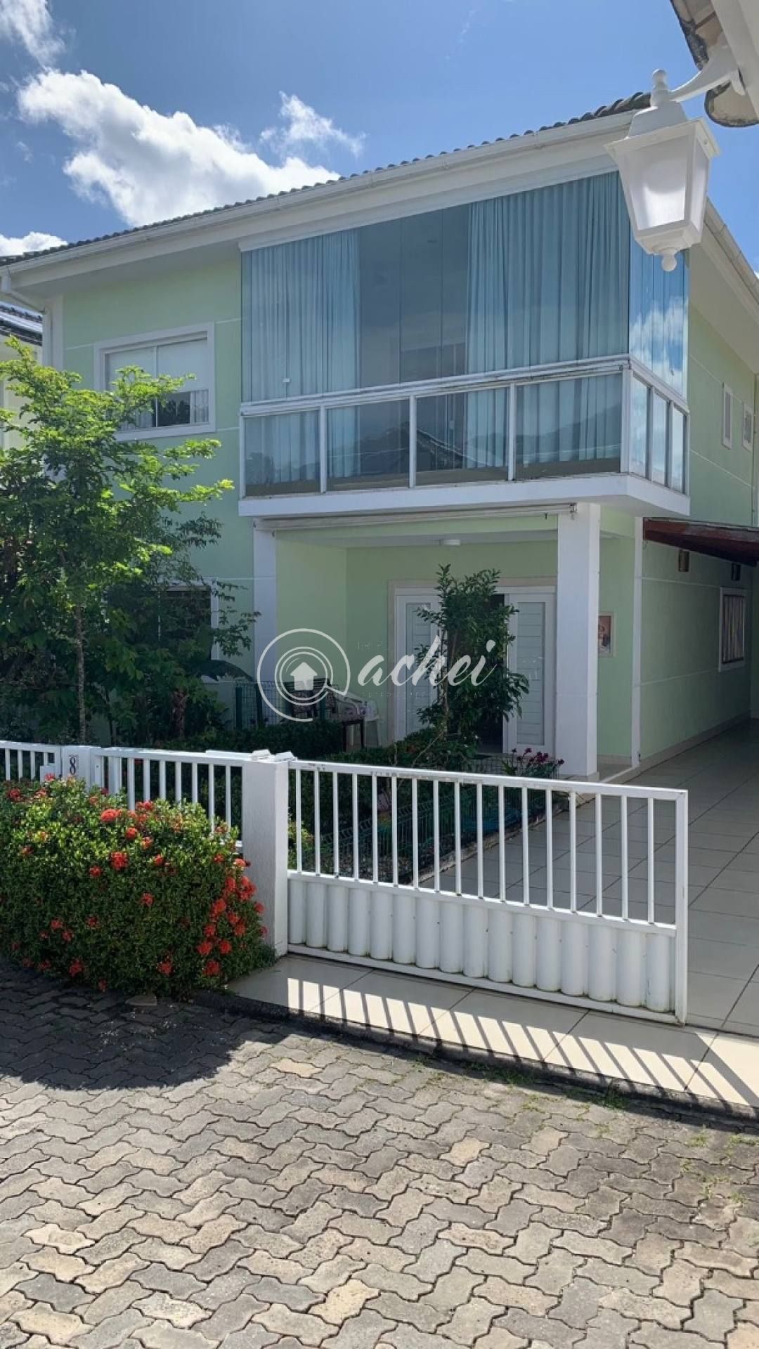 Casa de Condomínio 5/4 nascente à venda em Buraquinho