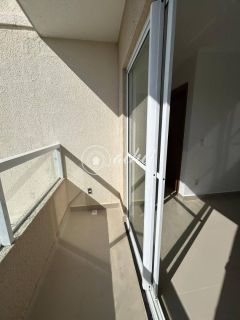 Apartamento 2/4 à Venda em Buraquinho