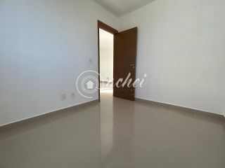 Apartamento 2/4 à Venda em Buraquinho