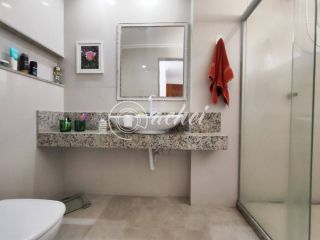 Casa 4/4 com piscina no Eco Vilas