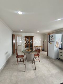 Casa 4/4 com piscina no Eco Vilas