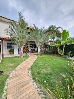 Casa duplex à venda em Buraquinho