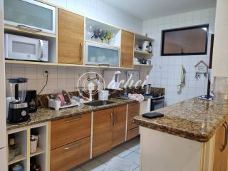 Village Duplex com quarto térreo à venda em Buraquinho