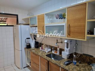 Village Duplex com quarto térreo à venda em Buraquinho