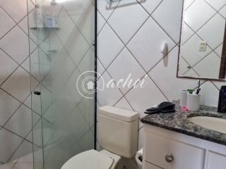 Village Duplex com quarto térreo à venda em Buraquinho