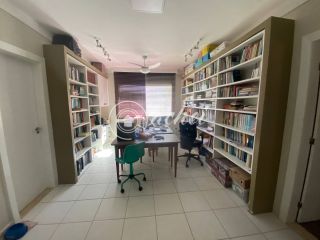 Queridinho da Achei - Casa de Condomínio 4/4 para venda no Bairro Miragem - Cond. Jardim do Atlântico