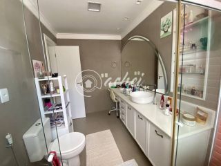 Queridinho da Achei - Casa de Condomínio 4/4 para venda no Bairro Miragem - Cond. Jardim do Atlântico