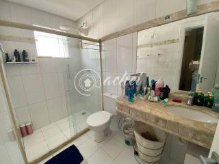 Queridinho da Achei - Casa de Condomínio 4/4 para venda no Bairro Miragem - Cond. Jardim do Atlântico