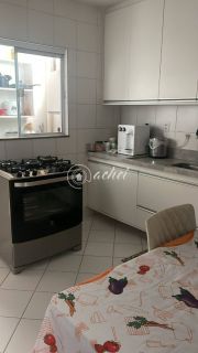 Casa com 4 Suítes à Venda – Pitangueiras