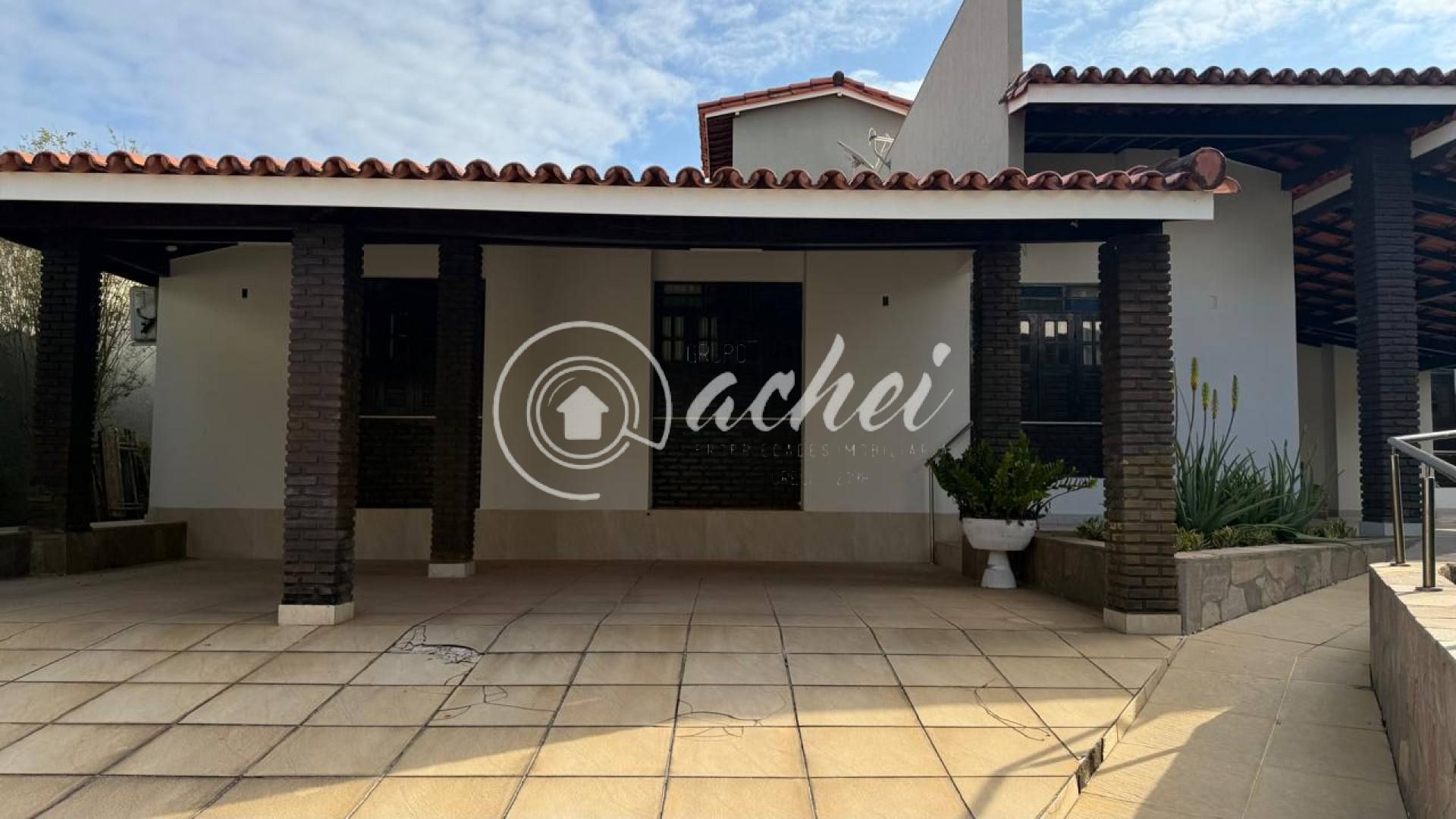 Casa em alameda 4/4 com portaria em Villas do Atlântico