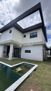 Casa no Condomínio Terras Alphaville