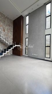 Casa no Condomínio Terras Alphaville