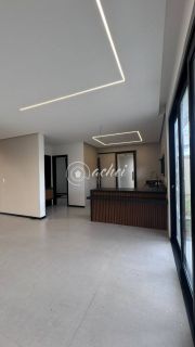 Casa no Condomínio Terras Alphaville