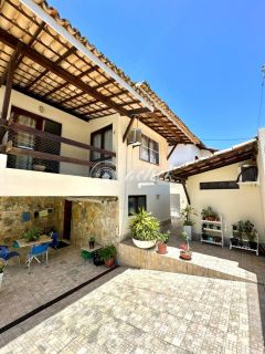 Casa de alameda em Vilas do Atlântico