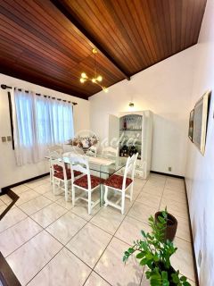 Casa de alameda em Vilas do Atlântico