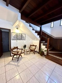 Casa de alameda em Vilas do Atlântico