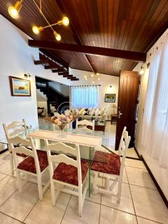 Casa de alameda em Vilas do Atlântico