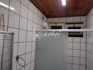 Casa térrea em Vilas do Atlântico alameda fechada