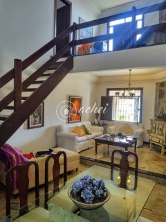 Casa em alameda fechada com 5/4 em Vilas do Atlântico