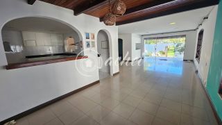 Casa com Área Gourmet em Vilas do Atlântico