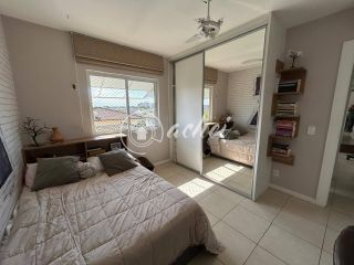 Casa 4/4 alto padrão a venda em Vilas do Atlântico