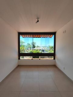 Casa triplex em Condomínio Vilas do Atlântico