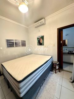 Casa Térrea à Venda em Vilas do Atlântico