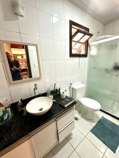 Casa Térrea à Venda em Vilas do Atlântico