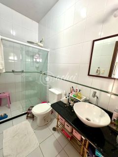 Casa Térrea à Venda em Vilas do Atlântico