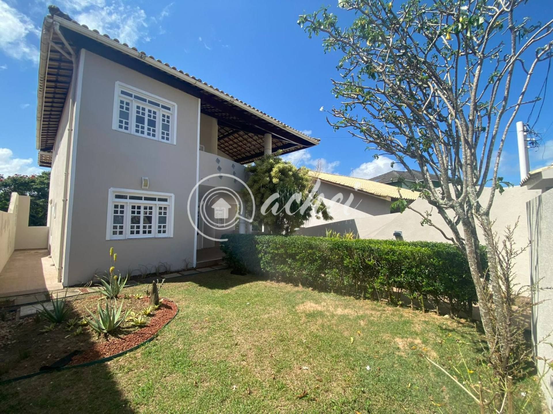 Casa Alto Padrão com 4 Suítes