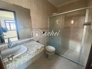 Casa Alto Padrão com 4 Suítes